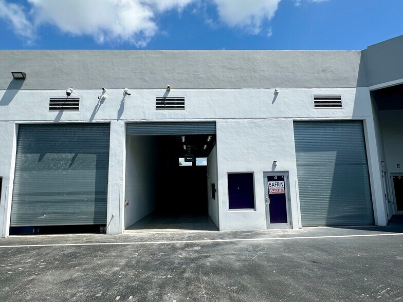 Primary Photo Of 3601 SW 30th Ave, Fort Lauderdale Warehouse For Lease