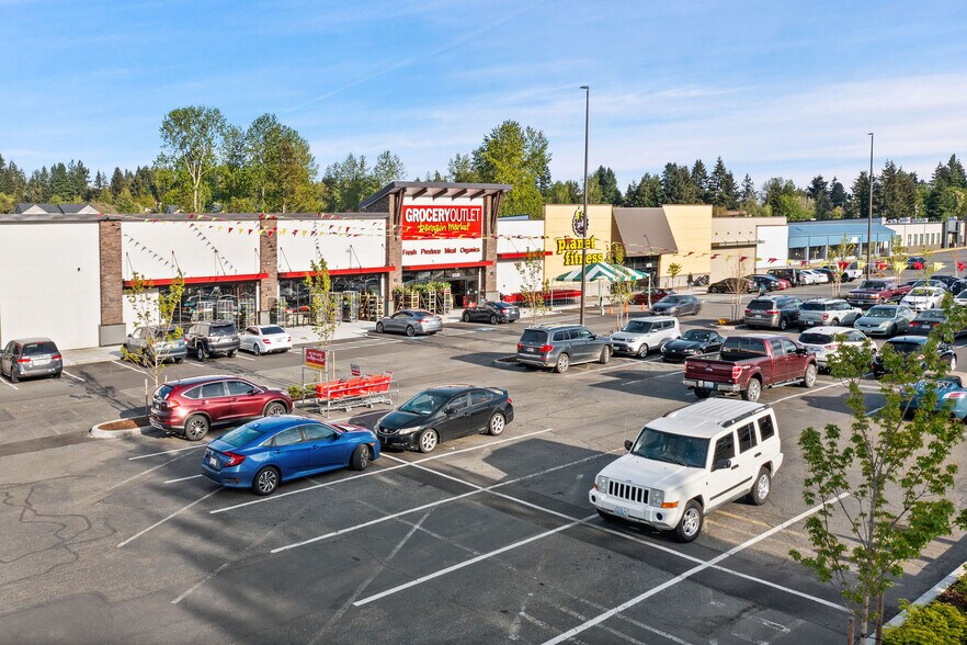 More Photos Of 4321 Wheaton Way, Bremerton General Retail For Sale