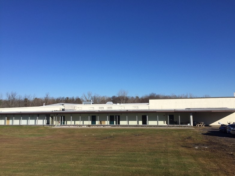 More Photos Of 44-49 Venner Rd, Amsterdam Manufacturing For Lease