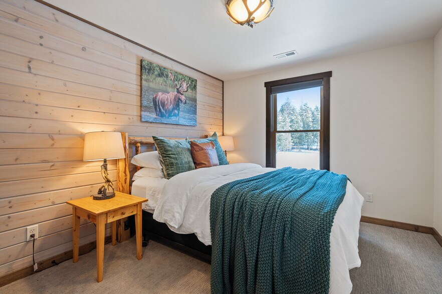 More Photos Of 1845 Hodgson Rd, Whitefish Hotel For Sale