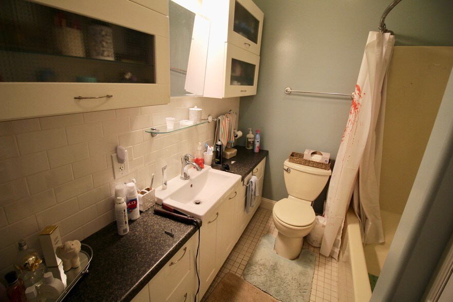 More Photos Of 122-126 Main St, Hackettstown Apartments For Lease