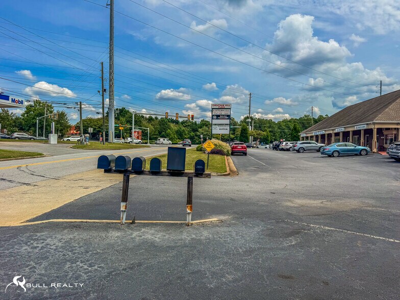 More Photos Of 365 SW Villa Rica Way, Marietta Freestanding For Sale