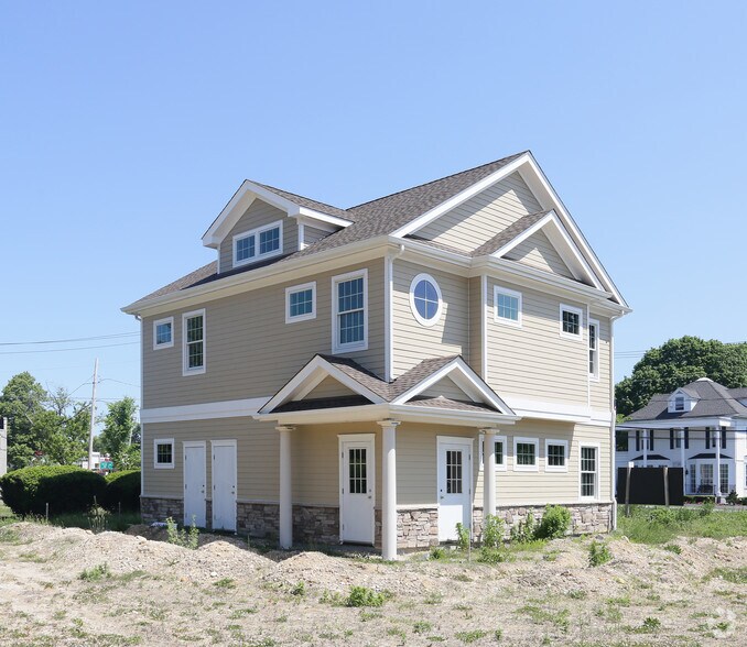 More Photos Of 590 Patchogue Rd, Port Jefferson Station Office For Sale