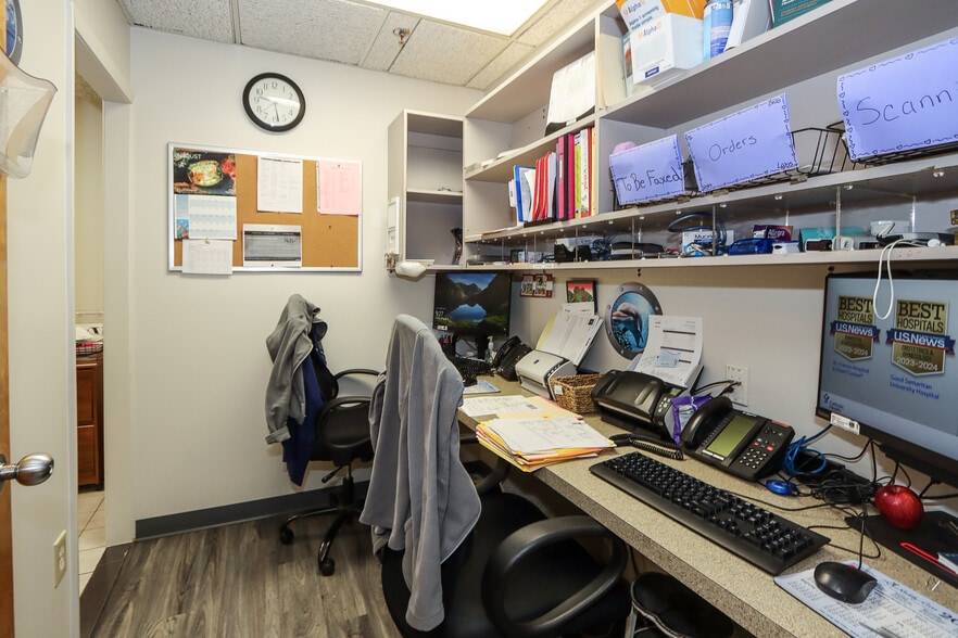 More Photos Of 233 E Shore Rd, Great Neck Medical For Sale