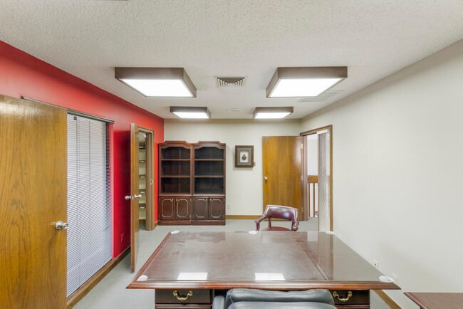 More Photos Of 1719 E 71st St, Tulsa Office Residential For Sale