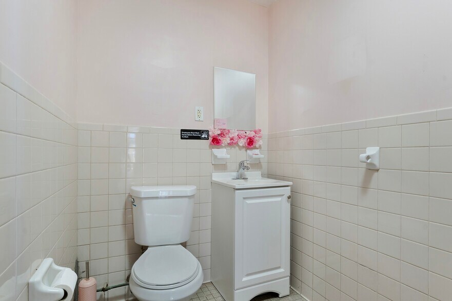 More Photos Of 464 Bushwick Ave, Brooklyn Apartments For Lease