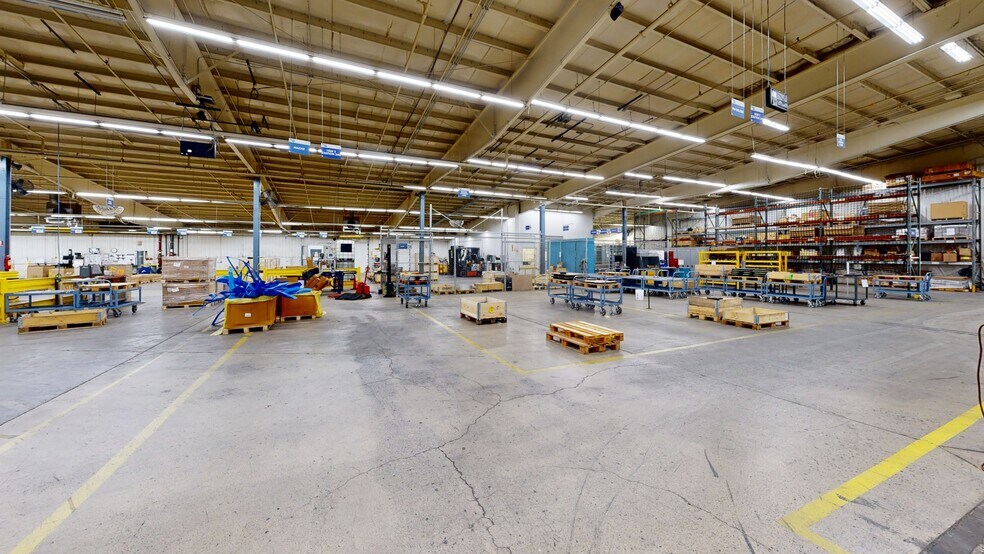 More Photos Of 2051 Riverfork Dr, Huntington Manufacturing For Sale