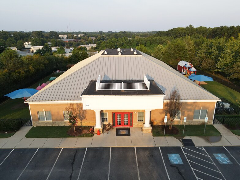 Primary Photo Of 179 Town Square Rd, Mooresville Daycare Center For Lease
