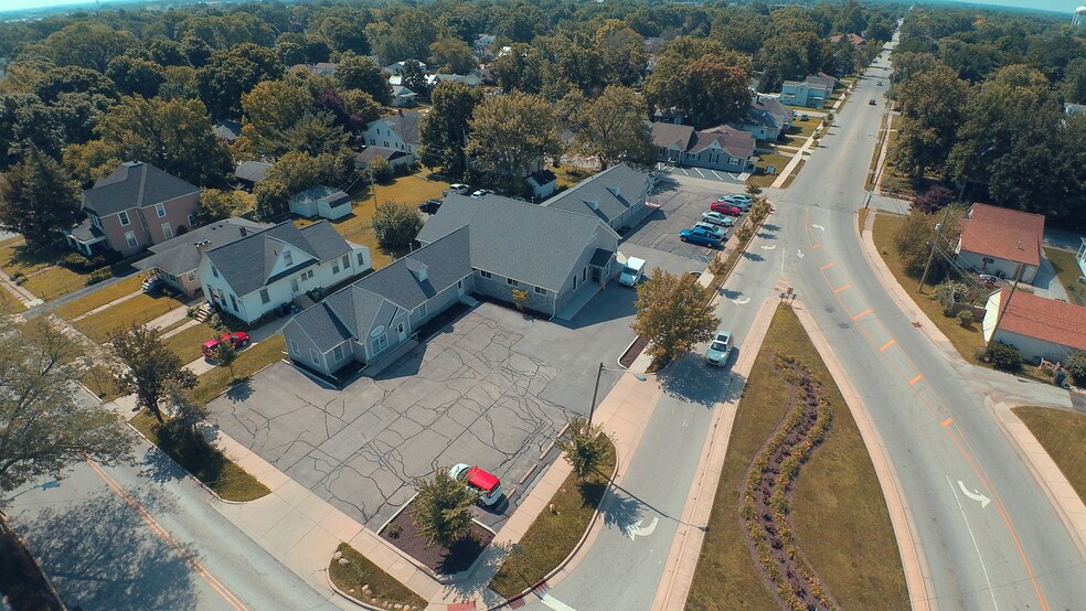 Primary Photo Of 709 S 18th St, Lafayette Freestanding For Sale