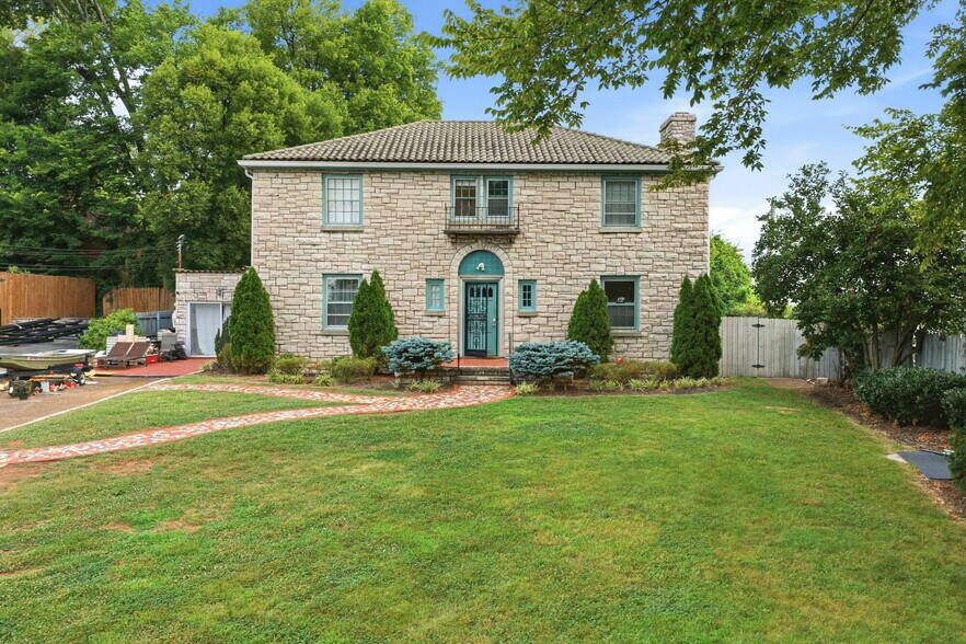 More Photos Of 2715 Sullins St, Knoxville Apartments For Sale