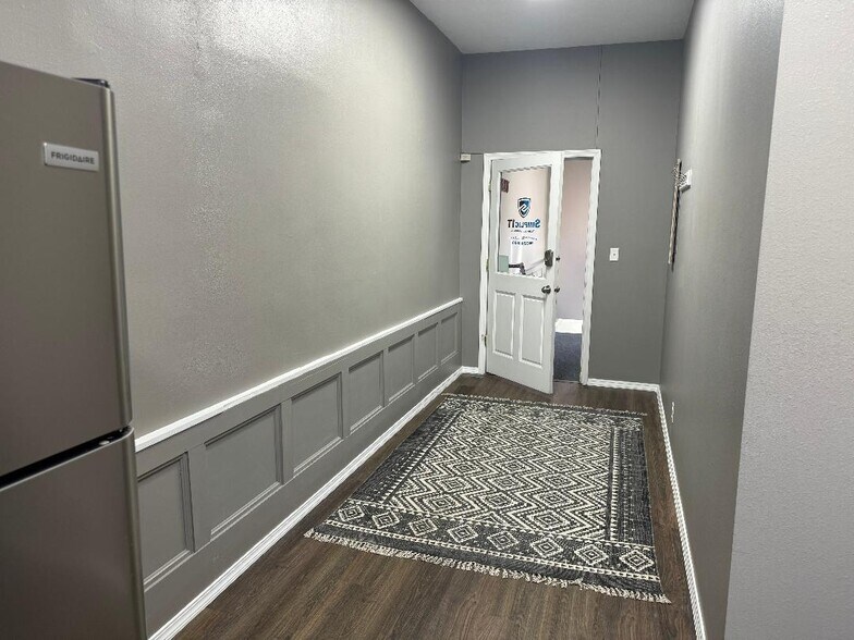 More Photos Of 111 Shoshone St, Twin Falls Storefront Retail Residential For Lease