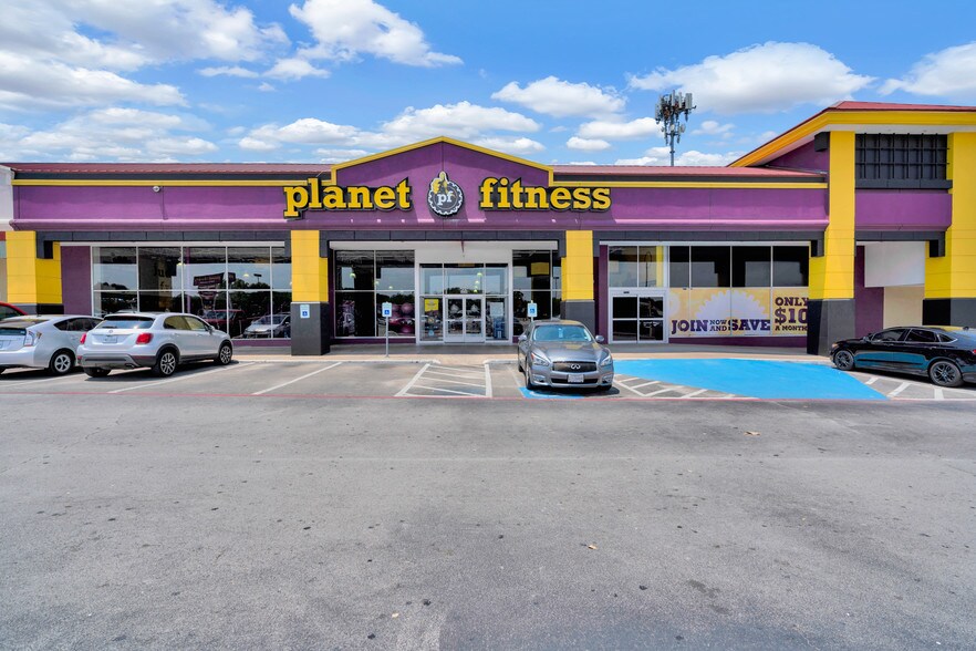 More Photos Of 5100-5353 Trail Lake Dr, Fort Worth Unknown For Lease