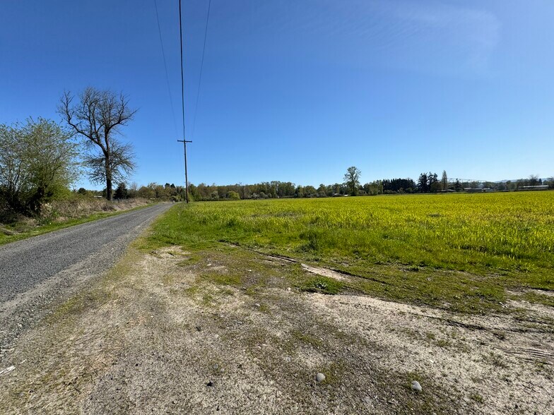 More Photos Of 76346 Barton Rd, Rainier Warehouse For Sale
