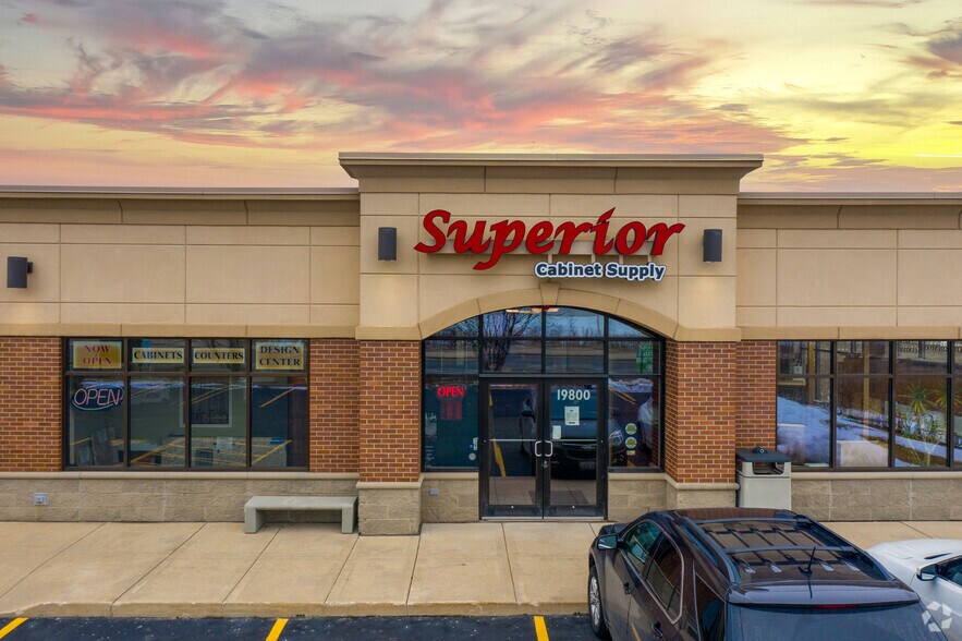 More Photos Of 19800-19866 S Harlem Ave, Frankfort General Retail For Lease