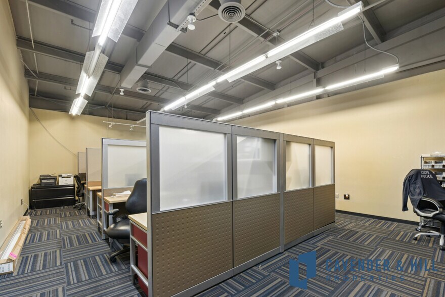 More Photos Of 1400 Currency Dr, San Antonio Distribution For Sale