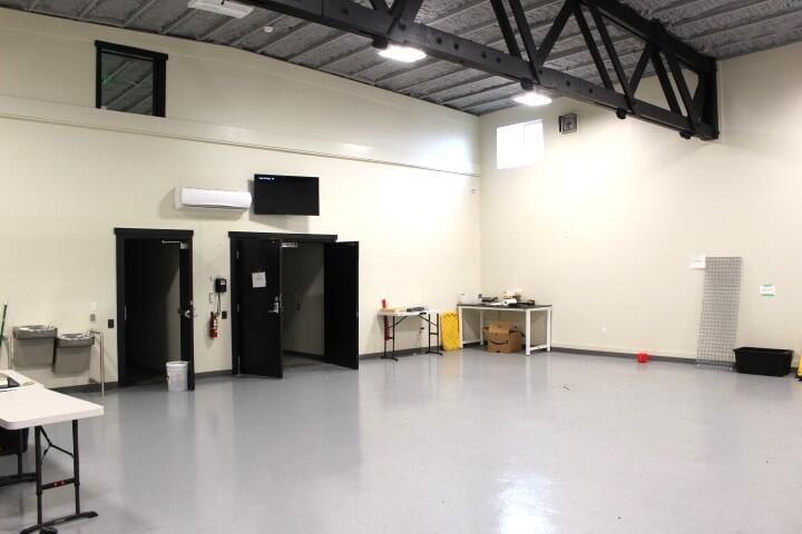 More Photos Of 711 Summer St, Eureka Storefront For Sale