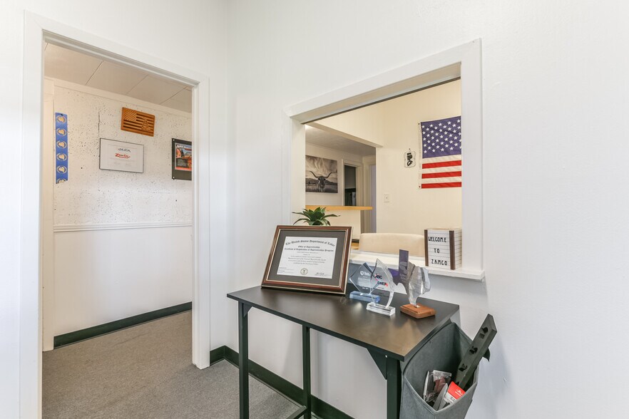 More Photos Of 1022 Pasadena Blvd, Pasadena Medical For Sale