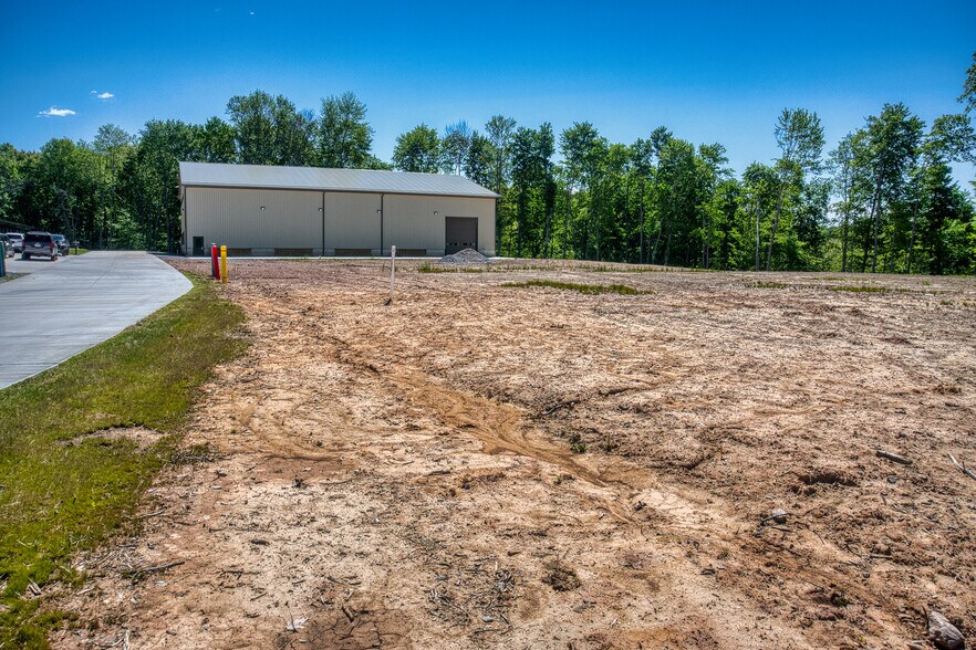 More Photos Of 192 Thunder Rd, Williamstown Land For Lease