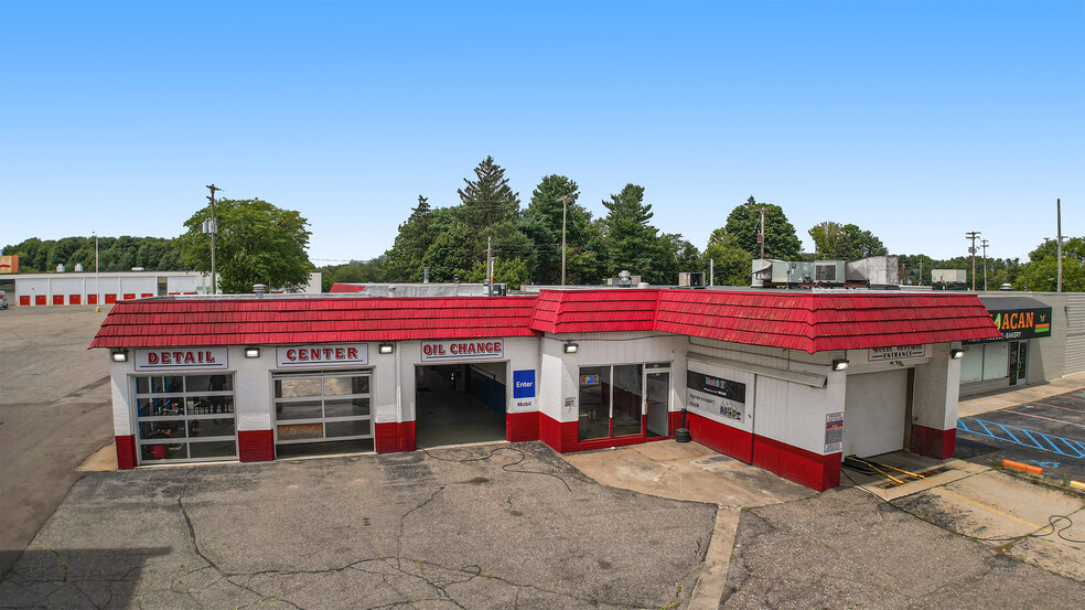 Primary Photo Of 5312 S Cedar St, Lansing Carwash For Sale