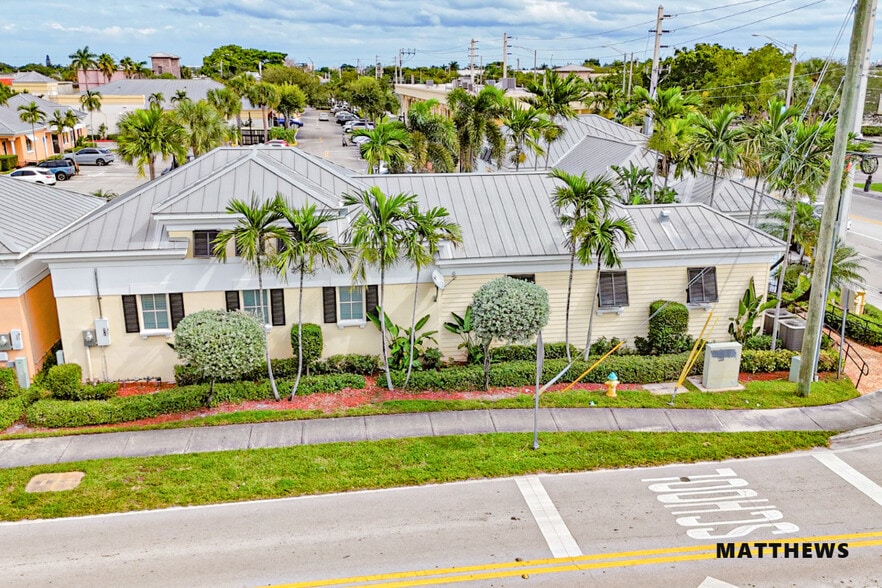 More Photos Of 615 SE 10th St, Deerfield Beach Office For Sale