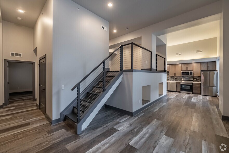 More Photos Of 830 Main St, Cincinnati Apartments For Lease