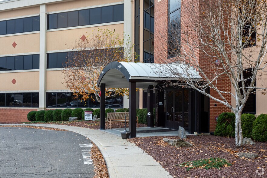 More Photos Of 115 Technology Dr, Trumbull Medical For Sale