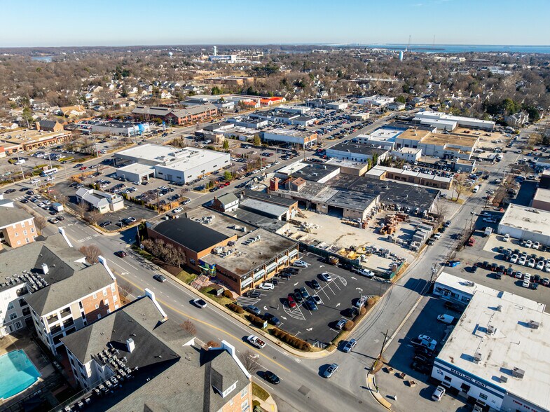 More Photos Of 111 Chinquapin Round Rd, Annapolis Flex For Lease