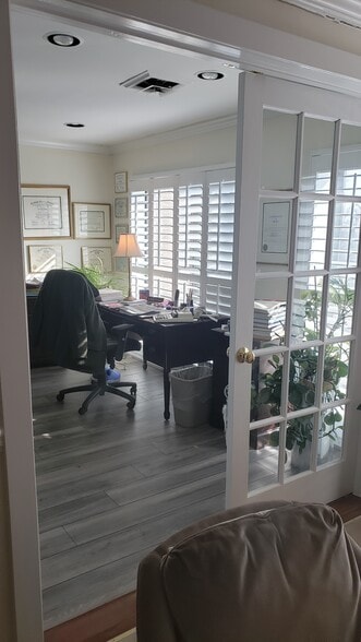 More Photos Of 7637-7645 Leesburg Pike, Falls Church Medical For Sale