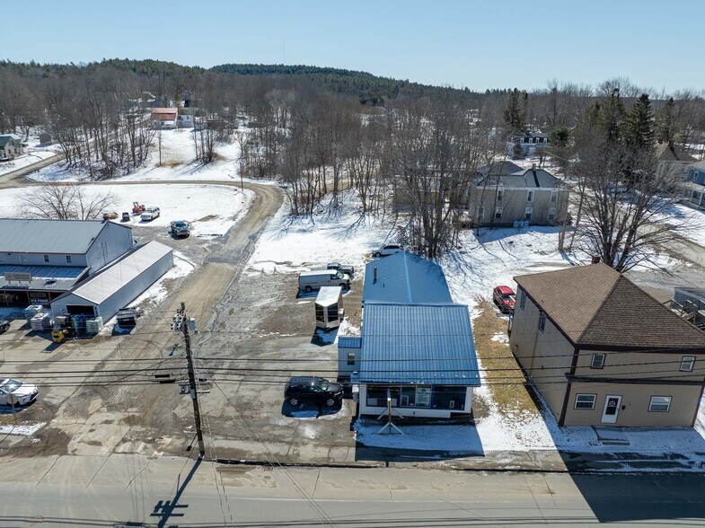 More Photos Of 484 North St, Calais General Retail For Sale