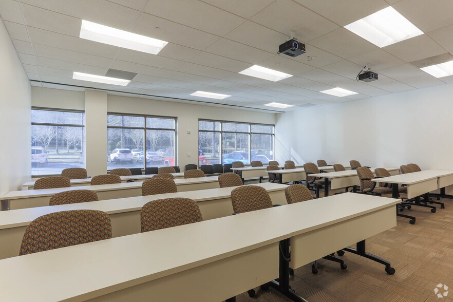 More Photos Of 8995 Westside Pky, Alpharetta Office For Lease