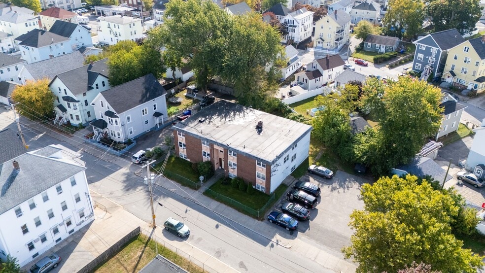 More Photos Of 25 Margaret St, Pawtucket Apartments For Sale