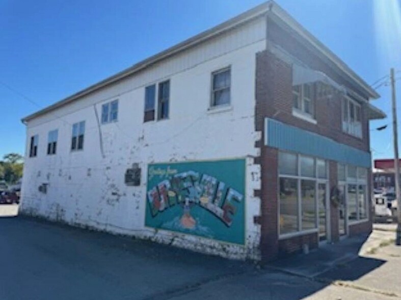 More Photos Of 116 N Main St, Burkesville Office Residential For Sale