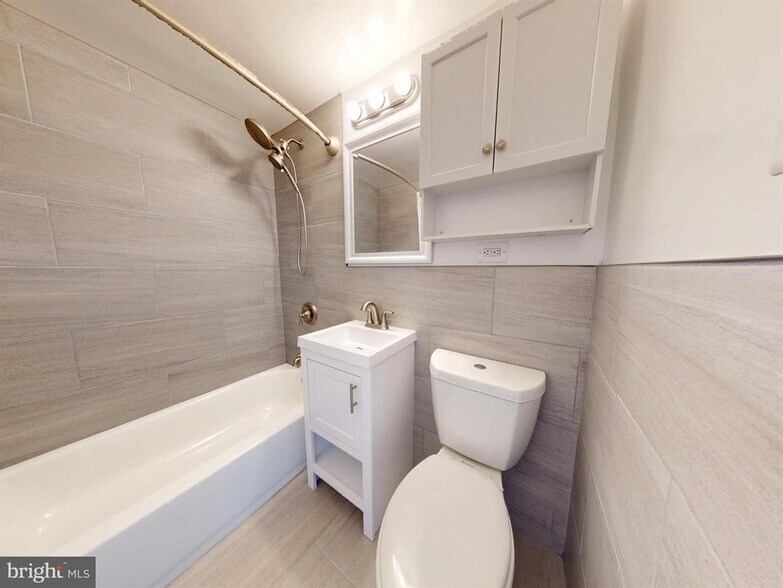 More Photos Of 4600 Duke St, Alexandria Apartments For Sale