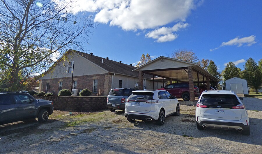 More Photos Of 308 US-62 Hwy, Ash Flat Medical For Sale