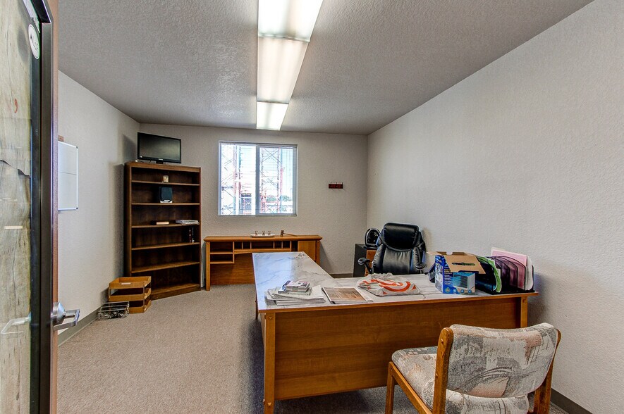 More Photos Of 419 Lipan St, Denver Office For Sale
