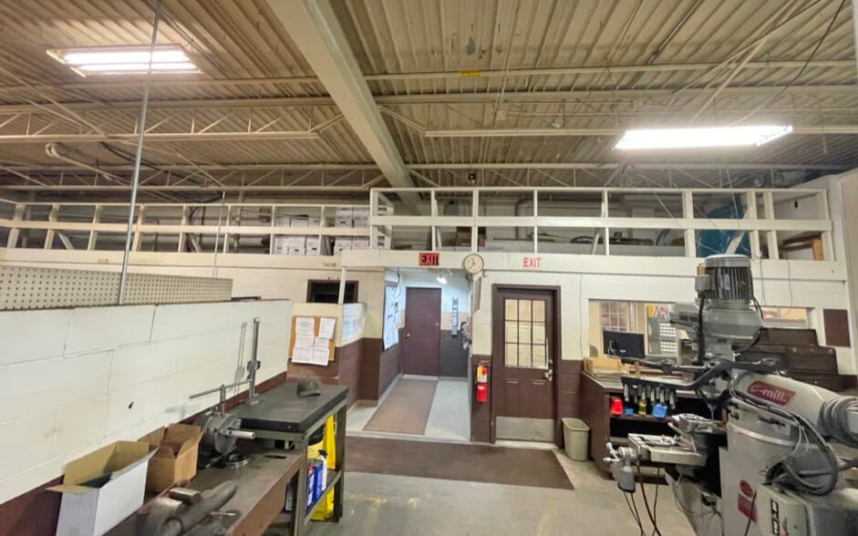 More Photos Of 15642 Common Rd, Roseville Warehouse For Sale