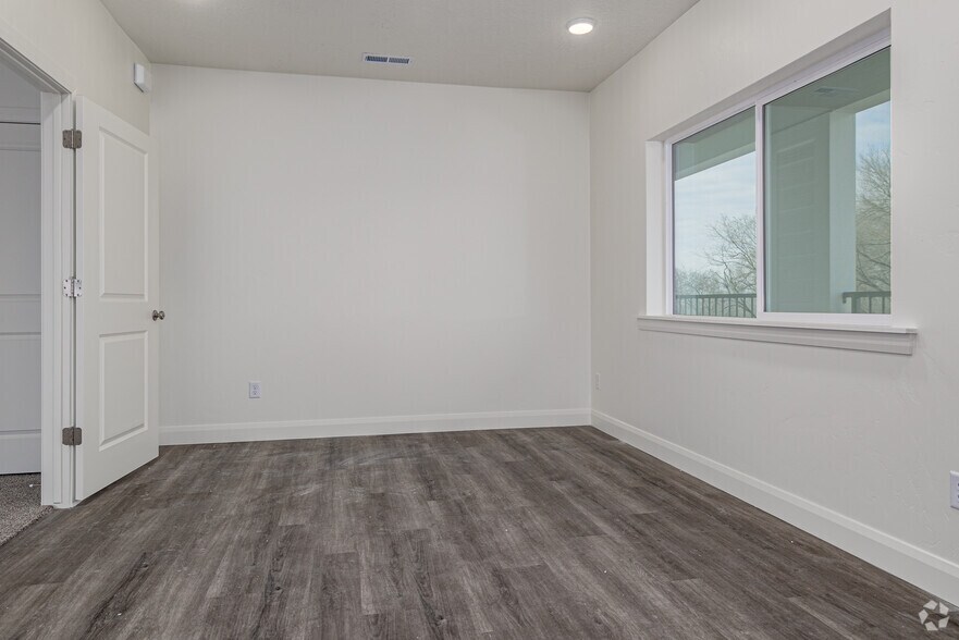 More Photos Of 36 W 1600 N, Sunset Apartments For Sale