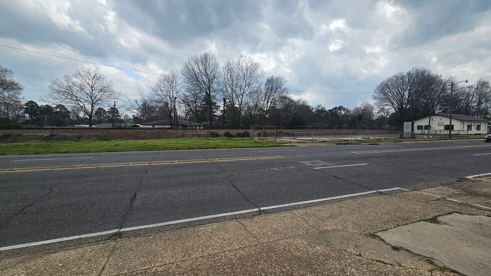 More Photos Of 2630 Desiard St, Monroe Storefront Retail Office For Sale