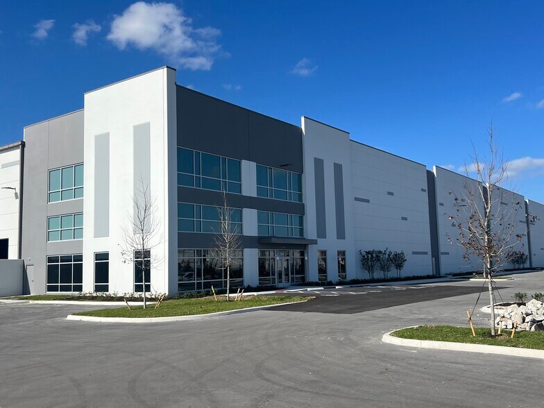 More Photos Of SW Becker Rd, Port Saint Lucie Unknown For Lease