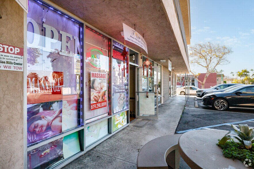 More Photos Of 930 W Washington St, San Diego Storefront Retail Office For Sale