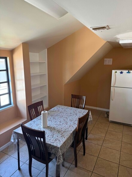 More Photos Of 256 San Jose St, Salinas Medical For Lease