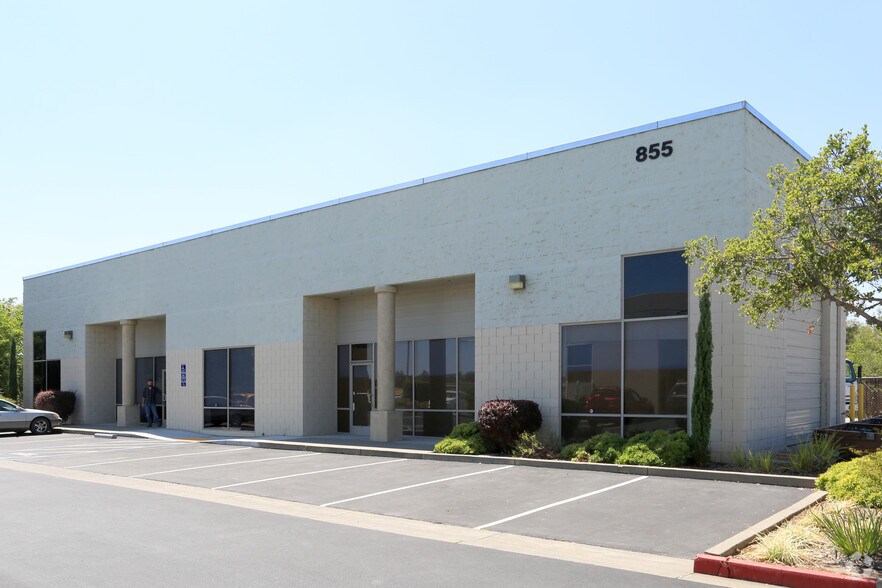 More Photos Of 855 Cotting Ln, Vacaville Industrial For Lease