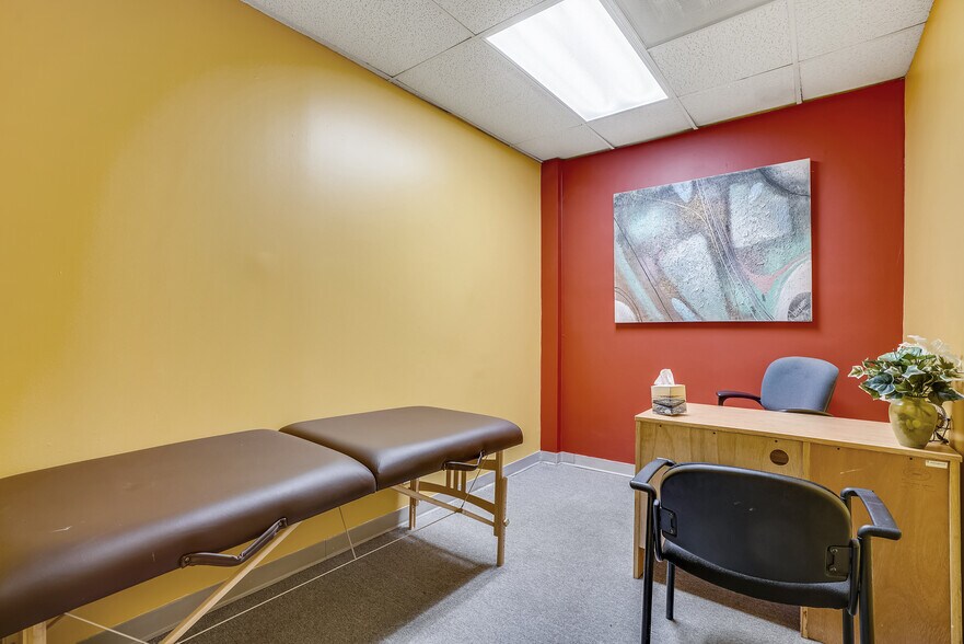 More Photos Of 6314 Windsor Mill Rd, Woodlawn Office For Sale