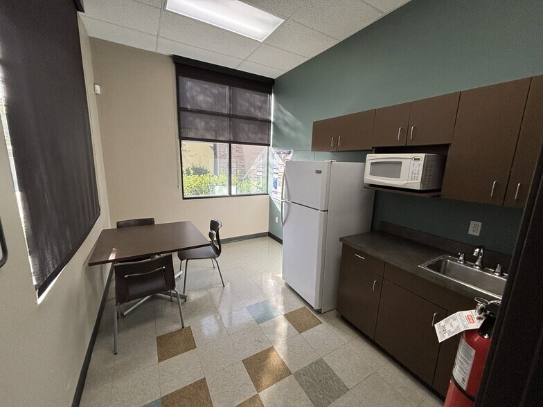 More Photos Of 16515 S 40th St, Phoenix Medical For Sale