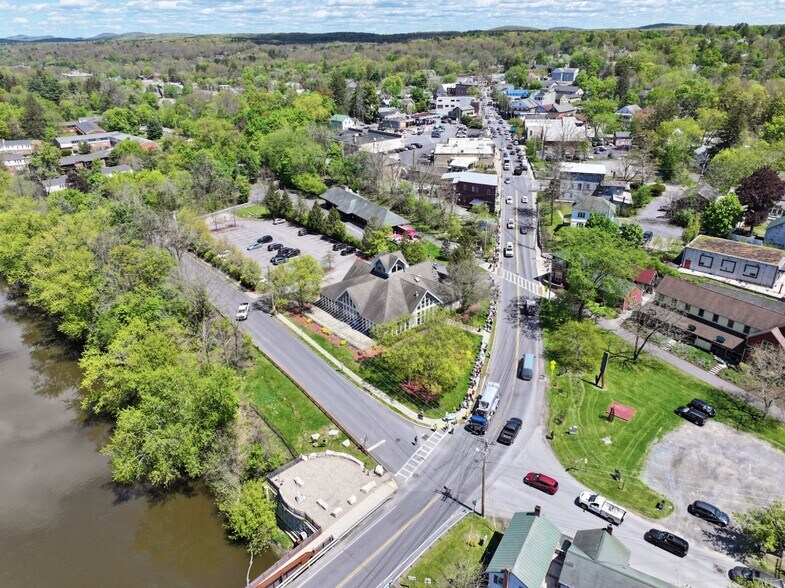 More Photos Of 3 Main St, New Paltz Restaurant For Sale
