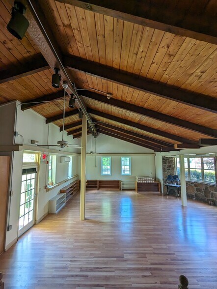 More Photos Of 395 Russell Drive, Smyrna Daycare Center For Sale