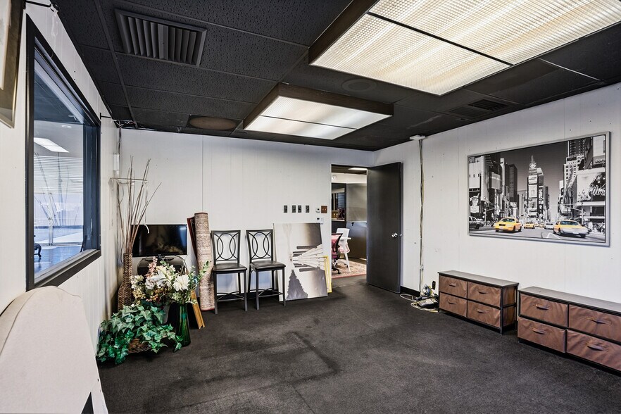 More Photos Of 3630 E Florida Ave, Hemet Auto Dealership For Sale