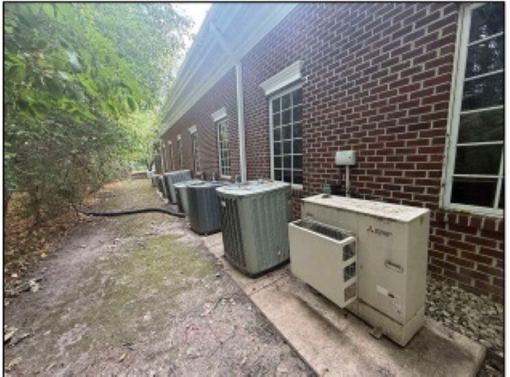 More Photos Of 1771 Indian Wood Cir, Maumee Office For Sale