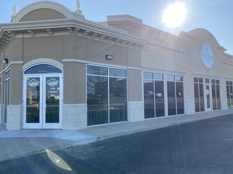 More Photos Of 7705-7709 S Walker Ave, Oklahoma City Storefront For Lease