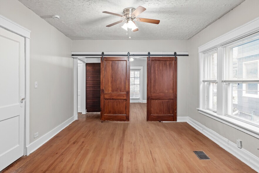 More Photos Of 4245-4247 Harrison St, Kansas City Apartments For Sale